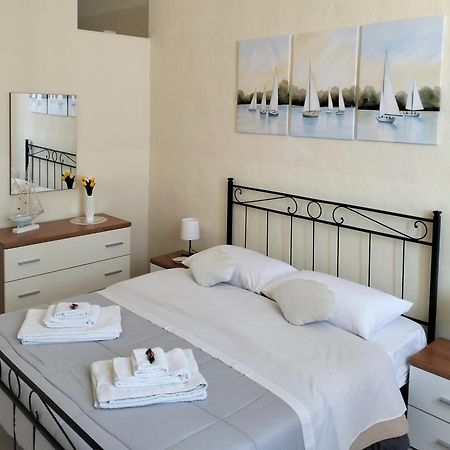 I Velieri Di Trapani Apartment Luaran gambar