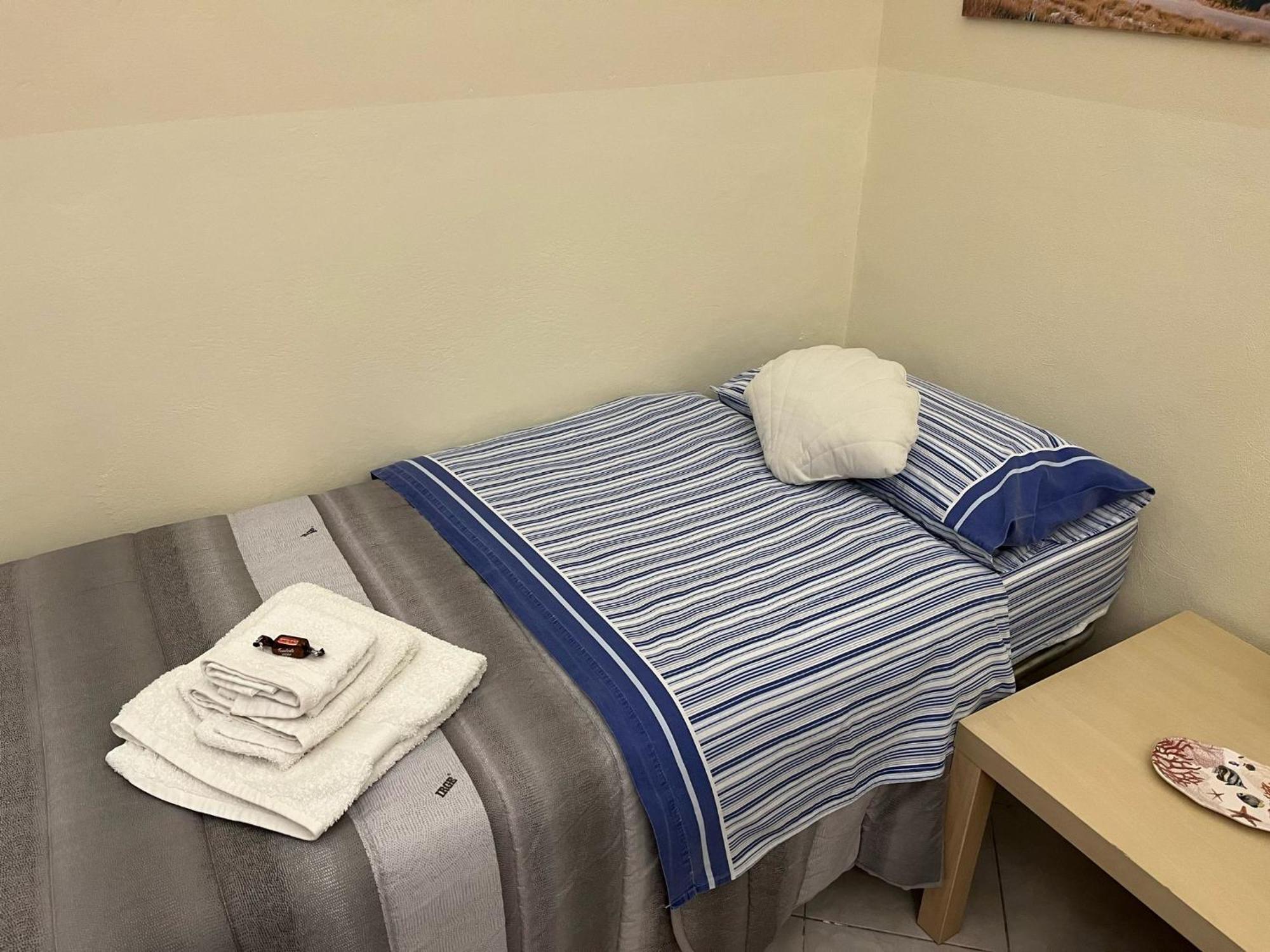 I Velieri Di Trapani Apartment Luaran gambar
